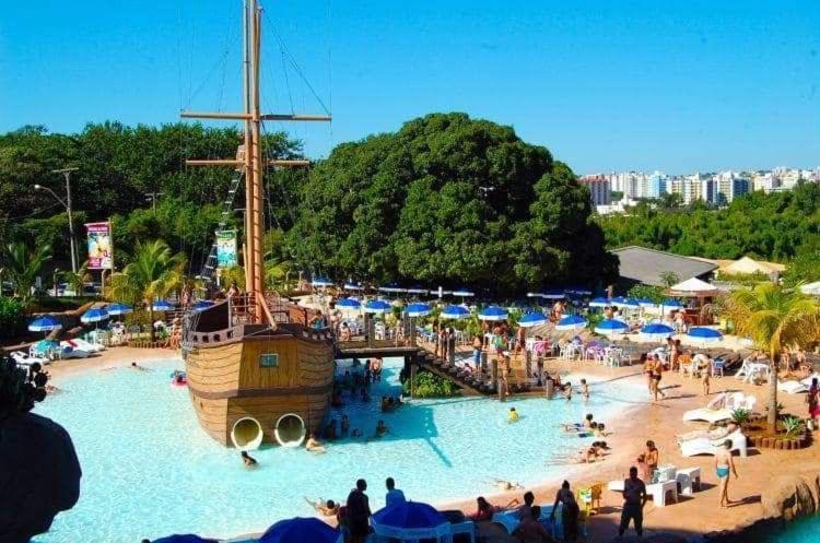Piazza Diroma Acqua Park, Requinte E Diversao Caldas Novas Exterior photo